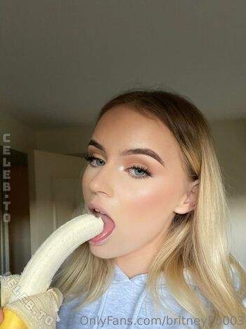 Britney20003 Leaked Nude OnlyFans (Photo 4)