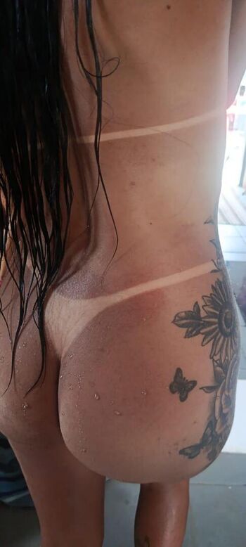 Bronzeamento Natural Leaked Nude OnlyFans (Photo 1)