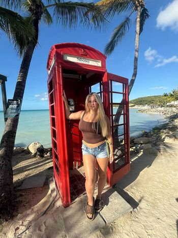 Brooke Marsden Leaked Nude OnlyFans (Photo 10)