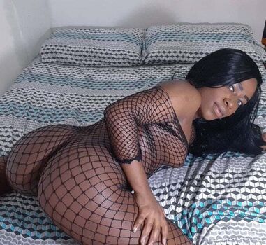 Bruna Black Leaked Nude OnlyFans (Photo 10)