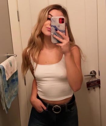 bugurl Leaked Nude OnlyFans (Photo 18)