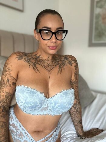 bustybellevip_xx Leaked Nude OnlyFans (Photo 6)