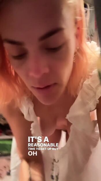 Busy Philipps Leaked Nude OnlyFans (Photo 10)