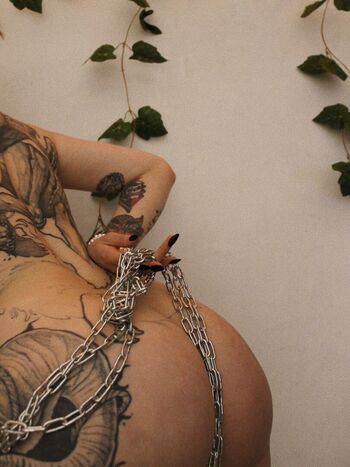 cadaverous Leaked Nude OnlyFans (Photo 1)