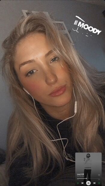 Caitlin Beevers Leaked Nude OnlyFans (Photo 68)