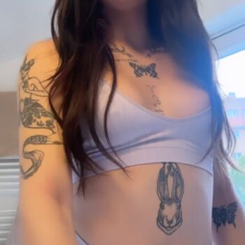 Callmeambre Leaked Nude OnlyFans (Photo 1)