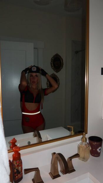 Calysta Erickson Leaked Nude OnlyFans (Photo 4)