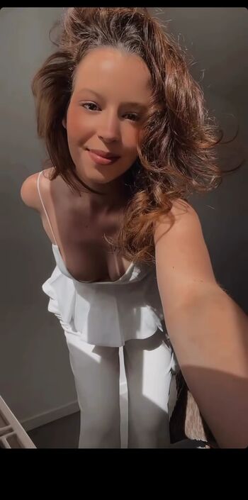 Camissa Cullen Ou Mia More