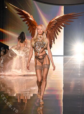 Candice Swanepoel