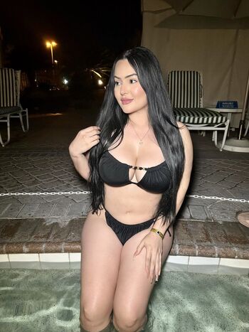 candyaguilar