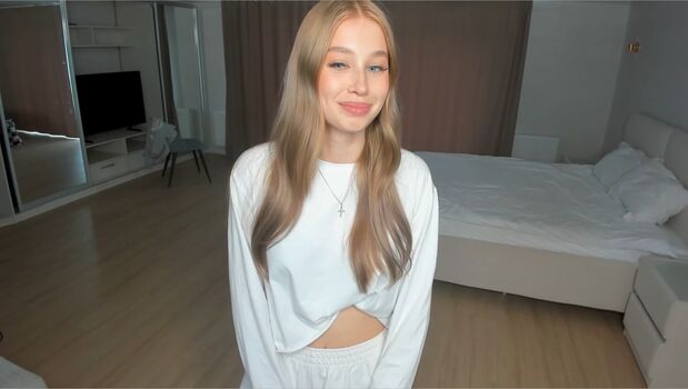Caprice Marileen Leaked Nude OnlyFans (Photo 2)