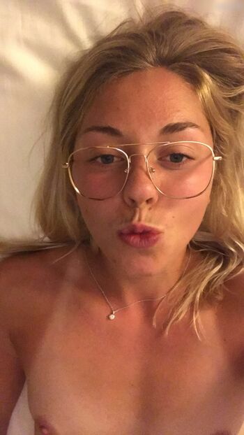 Carina Witthöft Leaked Nude OnlyFans (Photo 28)