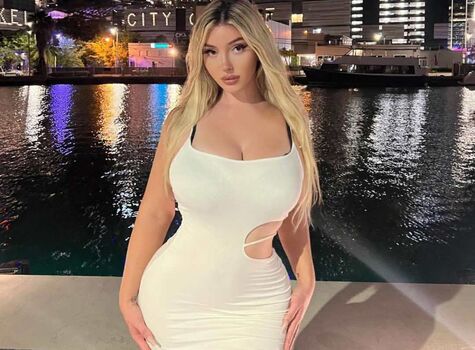 Carlinicki Leaked Nude OnlyFans (Photo 6)