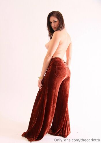 Carlotta Champagne