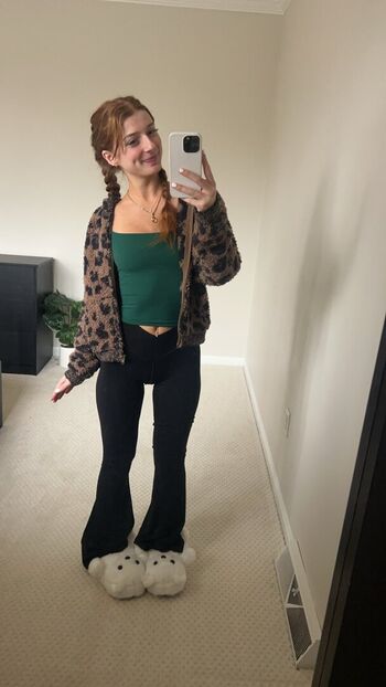 Carmmiee Leaked Nude OnlyFans (Photo 14)