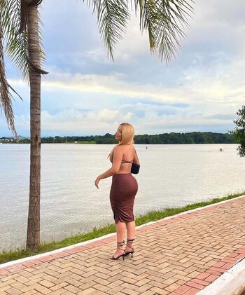 carol_qss Leaked Nude OnlyFans (Photo 1)