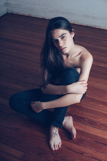 Carolina Garzon Leaked Nude OnlyFans (Photo 10)