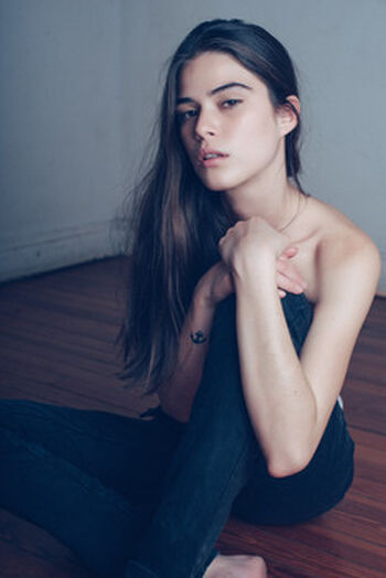 Carolina Garzon Leaked Nude OnlyFans (Photo 16)