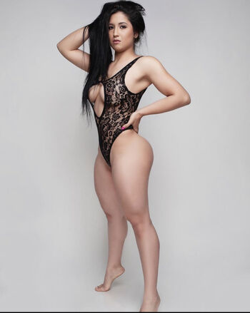 Carolina Ortiz Caceres Leaked Nude OnlyFans (Photo 14)