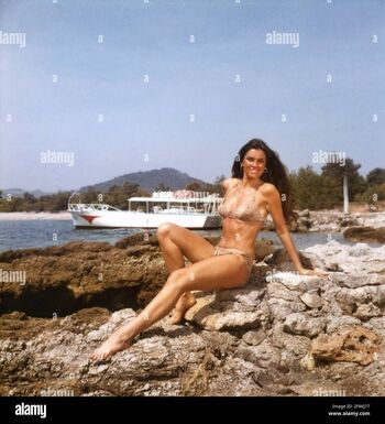 Caroline Munro Leaked Nude OnlyFans (Photo 13)