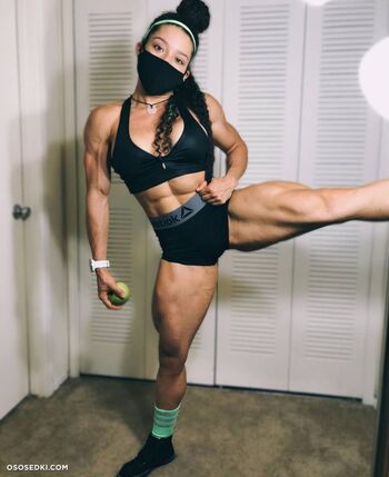Carolyne Marquez Leaked Nude OnlyFans (Photo 14)
