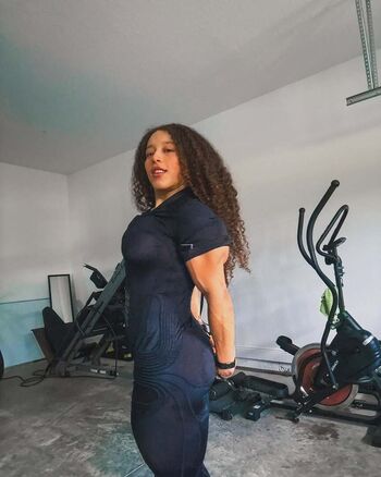 Carolyne Marquez Leaked Nude OnlyFans (Photo 19)