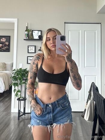caserenny Leaked Nude OnlyFans (Photo 19)