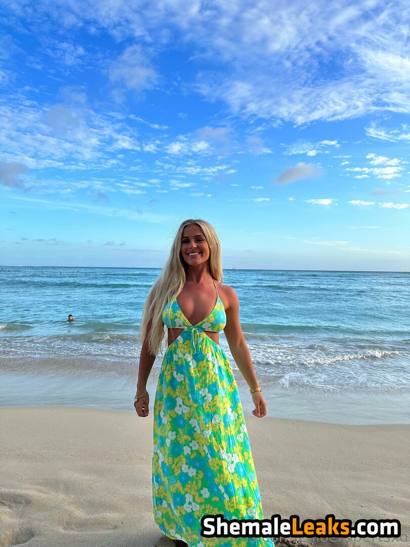 Cassie And Chloe Roberts Leaked Nude OnlyFans (Photo 13) - ShemaleLeaks!