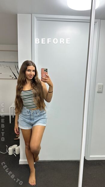 Cassie Fenton Leaked Nude OnlyFans (Photo 15)