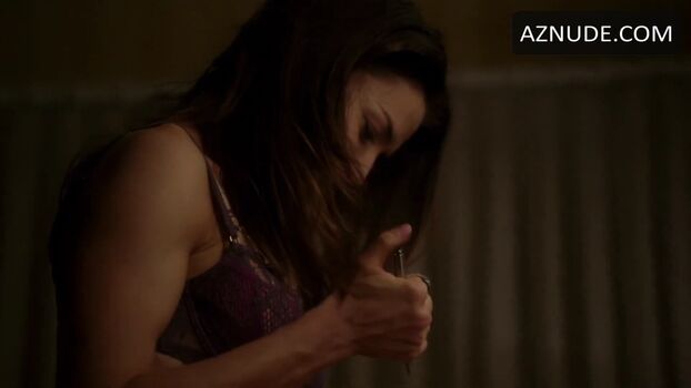Caterina Scorsone Leaked Nude OnlyFans (Photo 6)
