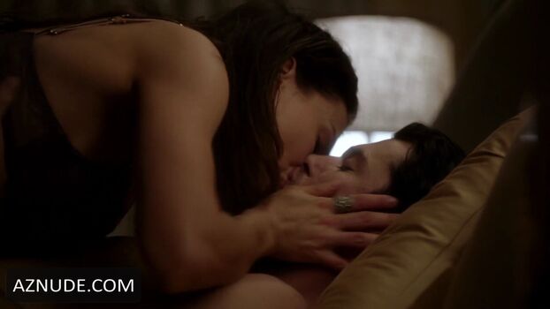 Caterina Scorsone Leaked Nude OnlyFans (Photo 9)