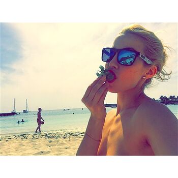 Catha23 Leaked Nude OnlyFans (Photo 37)