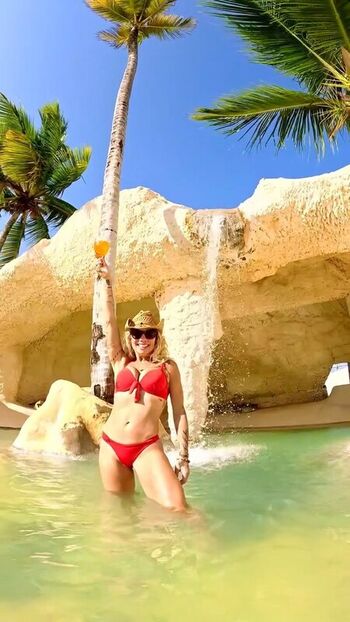Catia Paganote Leaked Nude OnlyFans (Photo 21)