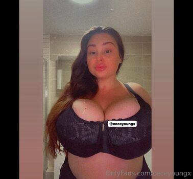 ceceyoungx Leaked Nude OnlyFans (Photo 11)