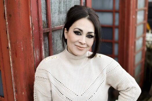 Celebrity Guilty Pleasures & Underrated Women