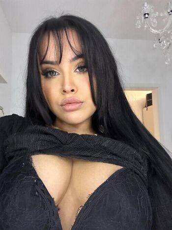 celina_x31 Leaked Nude OnlyFans (Photo 5)
