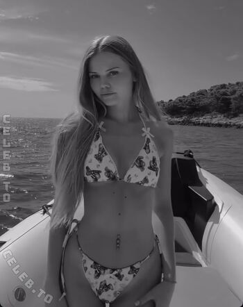 celine.fabienne Leaked Nude OnlyFans (Photo 1)
