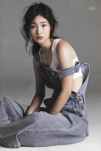 Chae Yeon Leaked Nude OnlyFans (Photo 13)