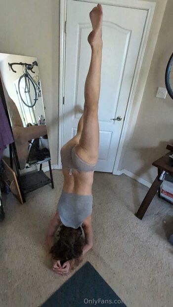 chandra.ryan Leaked Nude OnlyFans (Photo 17)