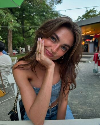 Charleen Weiss