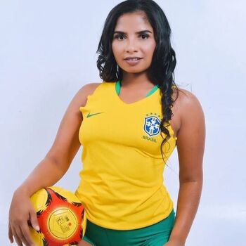 Charlene Gonçalves