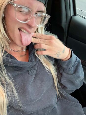Charlotte Chant Leaked Nude OnlyFans (Photo 1)
