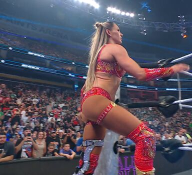 Charlotte Flair