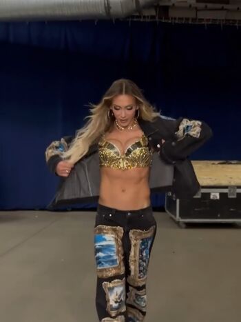 Charlotte Flair