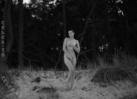 Charlotte.msd Leaked Nude OnlyFans (Photo 4)