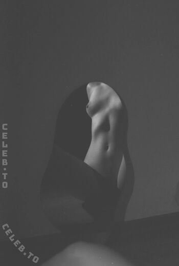 Charlotte.msd Leaked Nude OnlyFans (Photo 9)