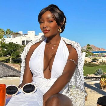 Chelsea Lazkani Leaked Nude OnlyFans (Photo 17)