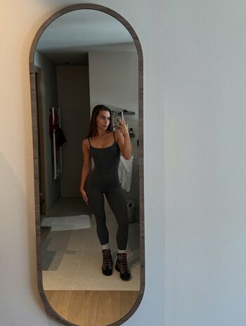 Cheripisces Leaked Nude OnlyFans (Photo 4)