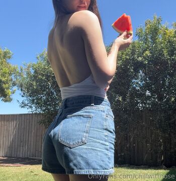 chillwithrose Leaked Nude OnlyFans (Photo 4)