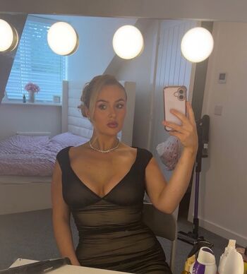 Chlo David Leaked Nude OnlyFans (Photo 17)
